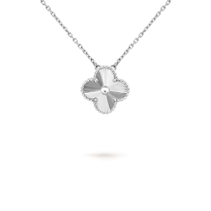 [Elite]CLOVER 15MM LASER NECKLACE SILVER