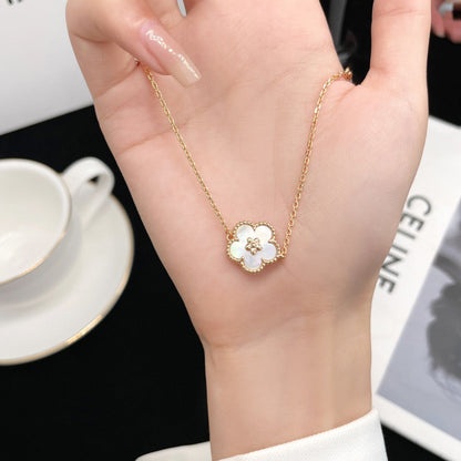 [Elite]LUCKY  WHITE MOP  PLUM BLOSSOM NECKLACE