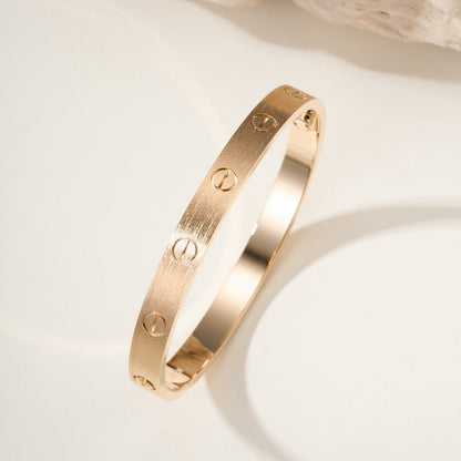 [Elite]LOVE BRACELET 6.1MM BRUSHED