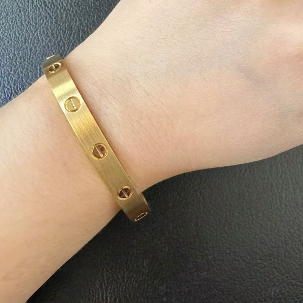 [Elite]LOVE BRACELET 6.1MM BRUSHED