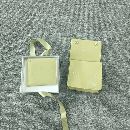 [LUXE] VA CLOVER BOX GIFT BAG