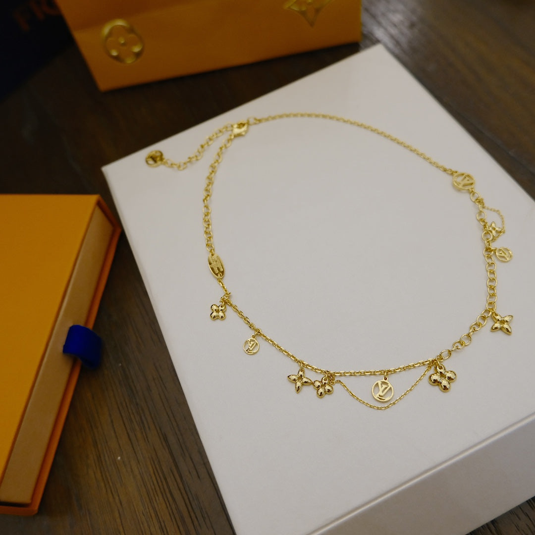 [Elite]BLOOMING SUPPLE NECKLACE BRASS