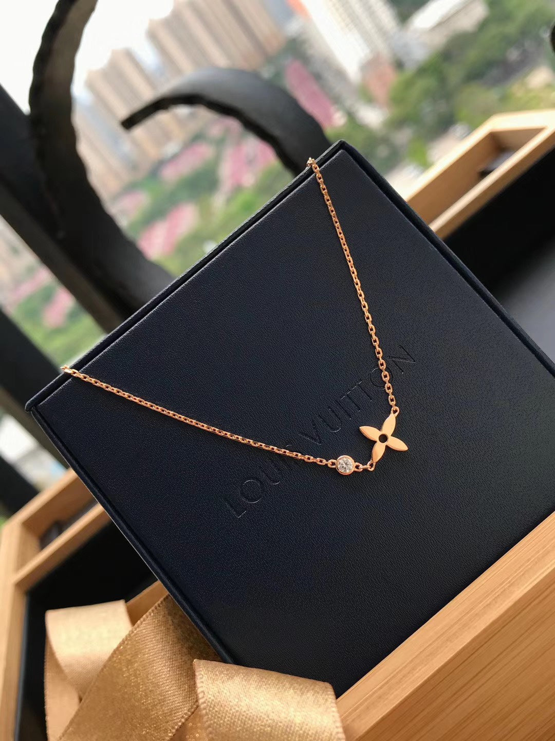 [Elite]BLOSSOM PENDANT PINK GOLD AND DIAMOND