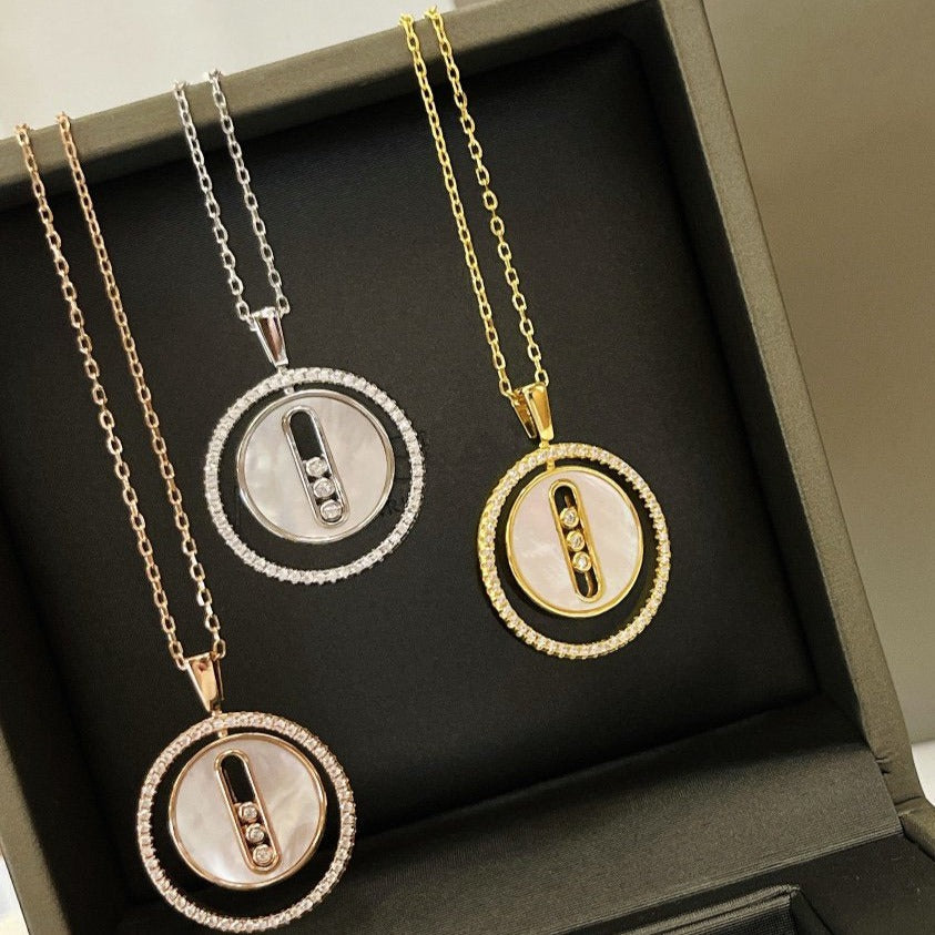 [Elite]LUCKY MOVE MM NACRE BLANCHE DIAMOND NECKLACE