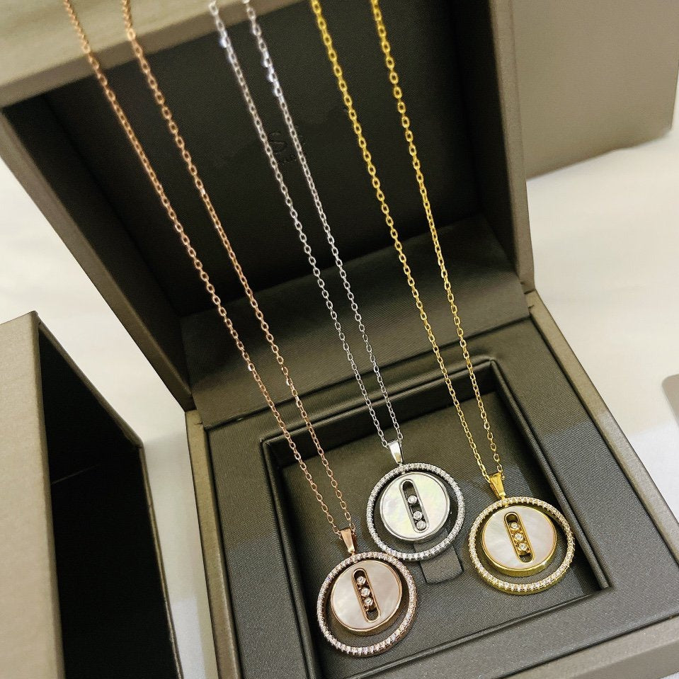 [Elite]LUCKY MOVE MM NACRE BLANCHE DIAMOND NECKLACE