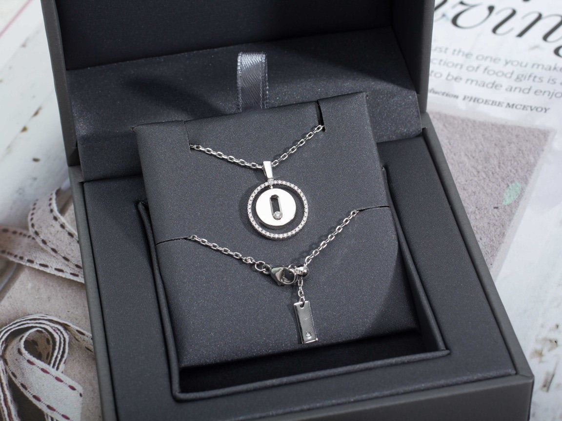 [Elite]LUCKY MOVE PM NECKLACE SILVER DIAMOND