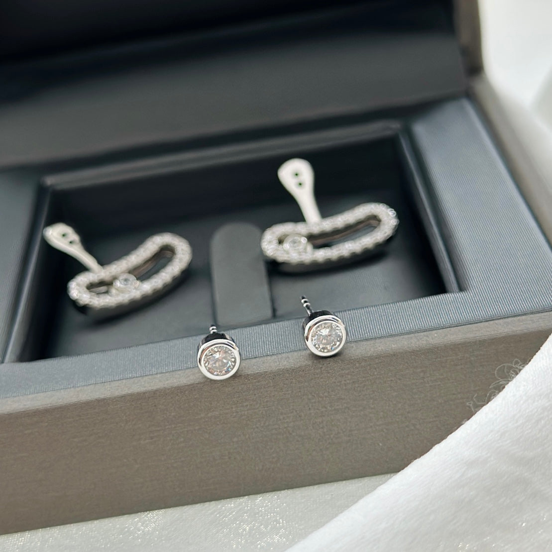 [Elite]MOVE UNO SILVER DIAMOND EARRINGS