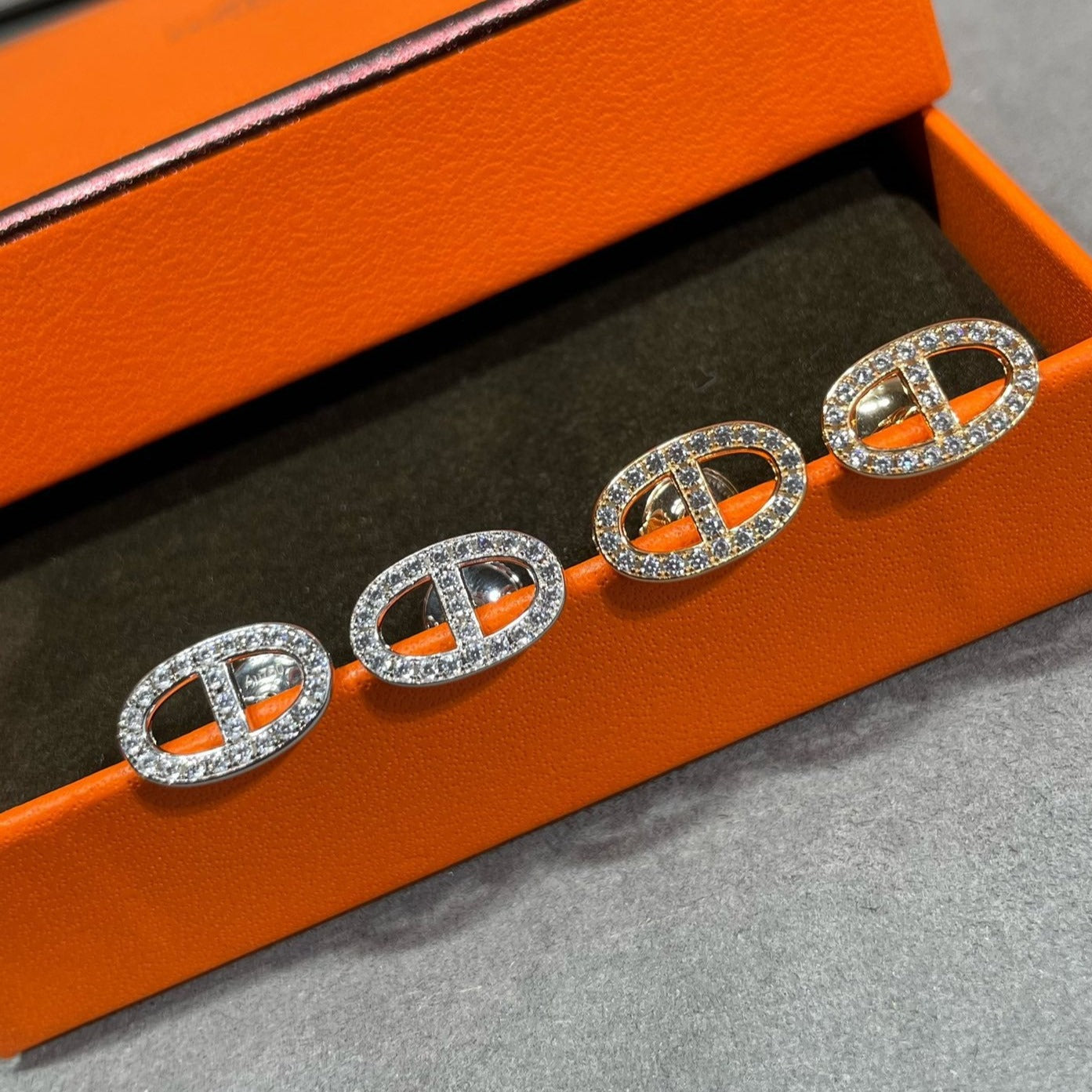 [Elite]HM FULL DIAMOND PIG NOSE STUD EARRINGS