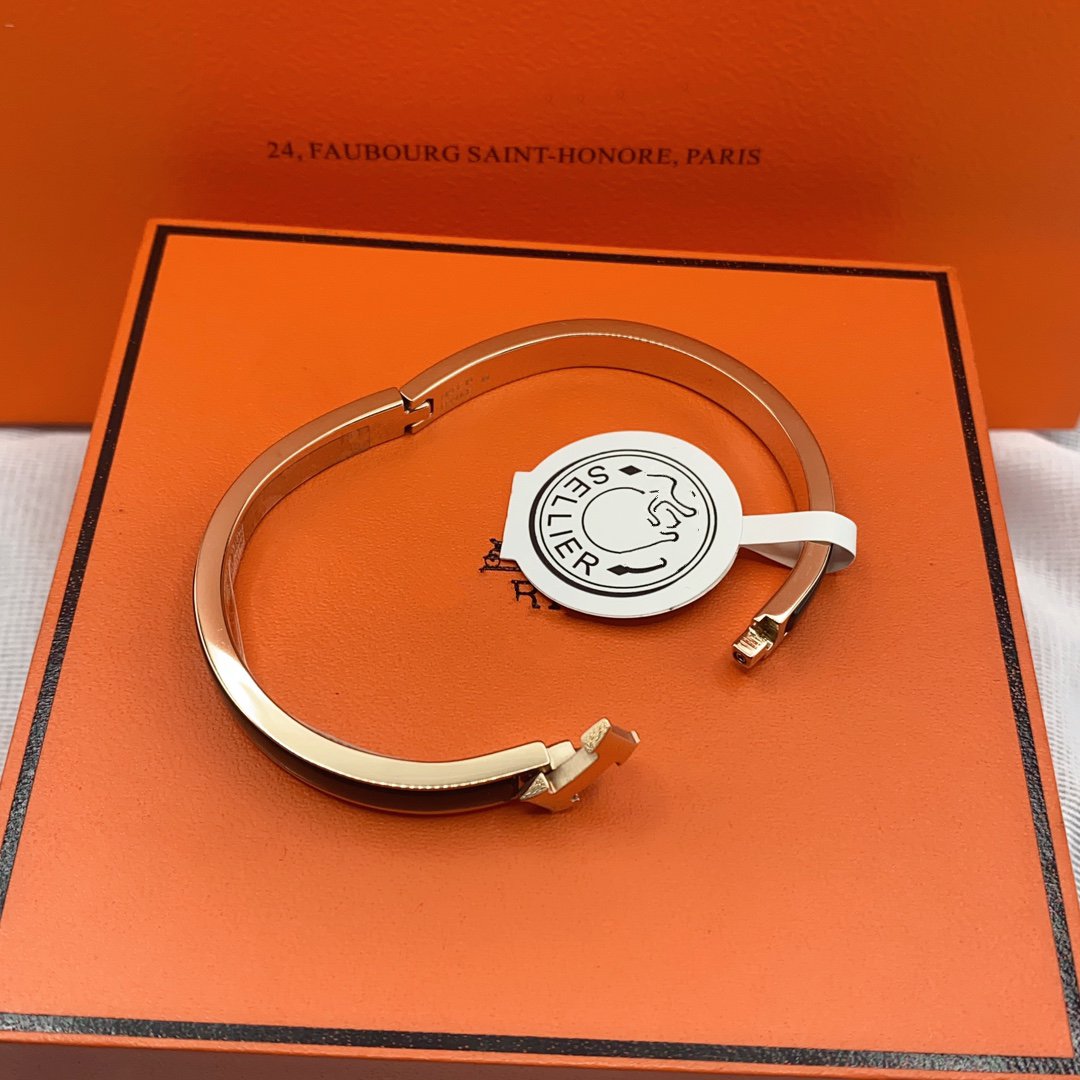 [Elite]CLASSIC HM CLIC BLACK 8MM ENAMEL BRACELET