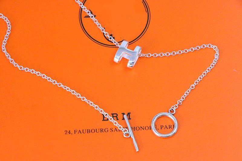 [Elite]HM NECKLACE H LETTER OVAL SERIES