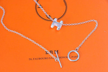 [Elite]HM NECKLACE H LETTER OVAL SERIES