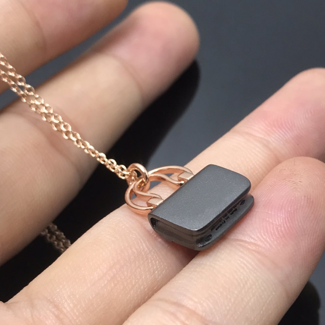 [Elite]WOMEN'S HM AMULETTES CONSTANCE PENDANT NECKLACE