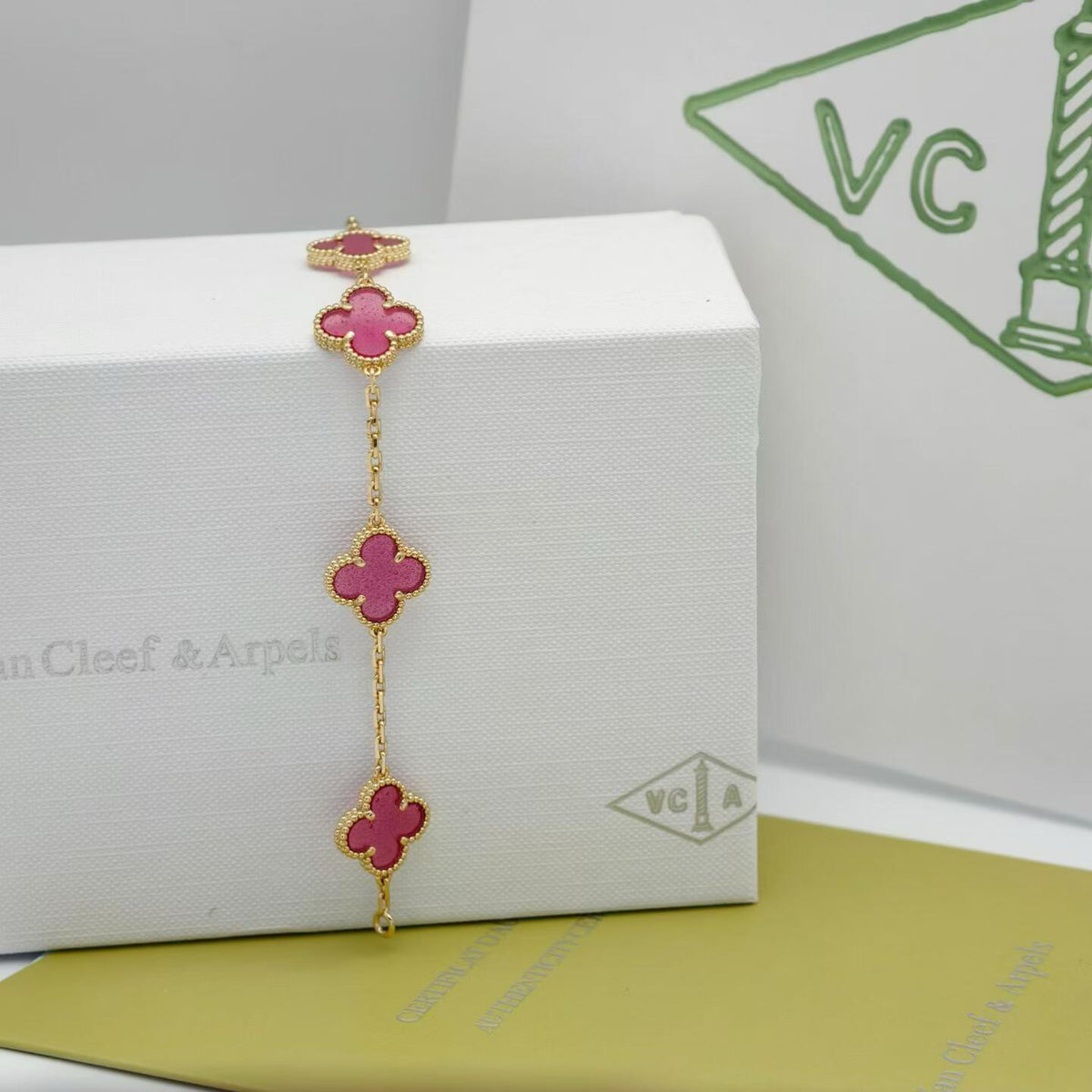 [Elite]NEW CLOVER 5 MOTIFS PINK ENAMEL BRACELET