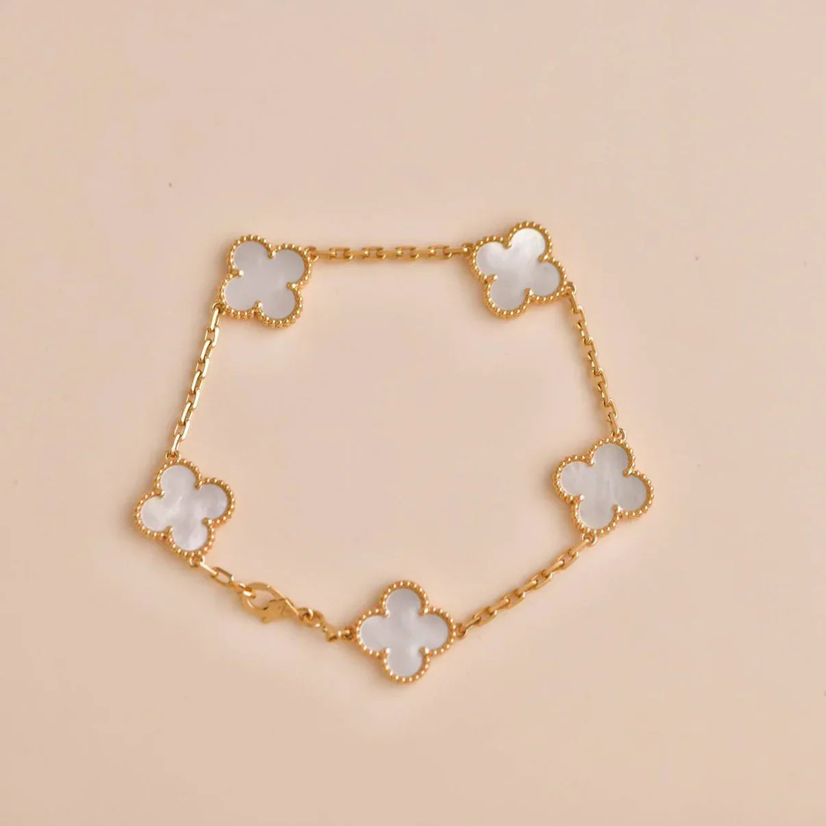 [Elite]CLOVER WHITE PEARL MOP 5 MOTIF BRACELET COLLECTION
