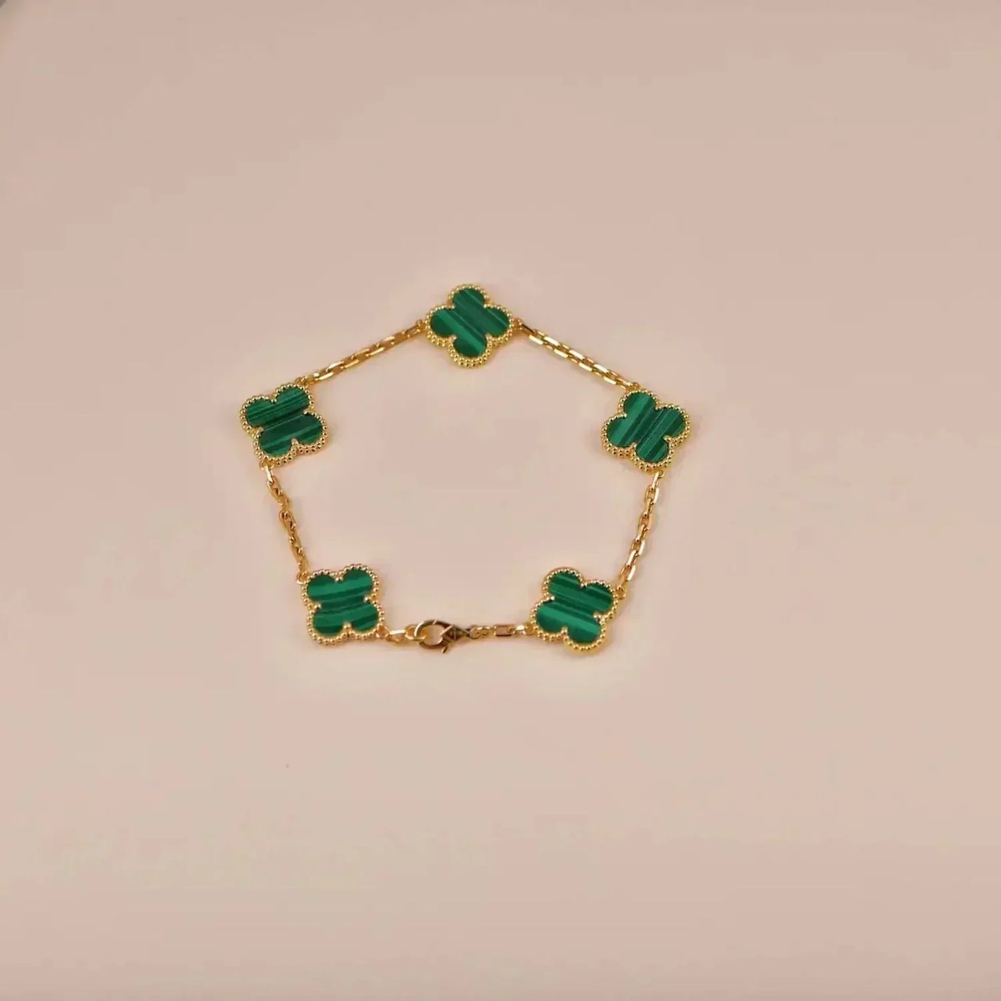 [Elite] CLOVER 5 MOTIF MALACHITE BRACELET COLLECTION