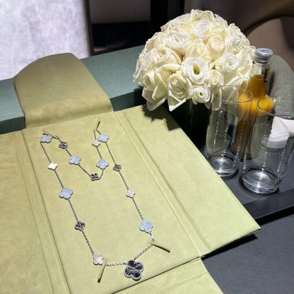 [Elite]DETACHABLE CLOVER 15(11+4) FLOWER SILVER NECKLACE SET