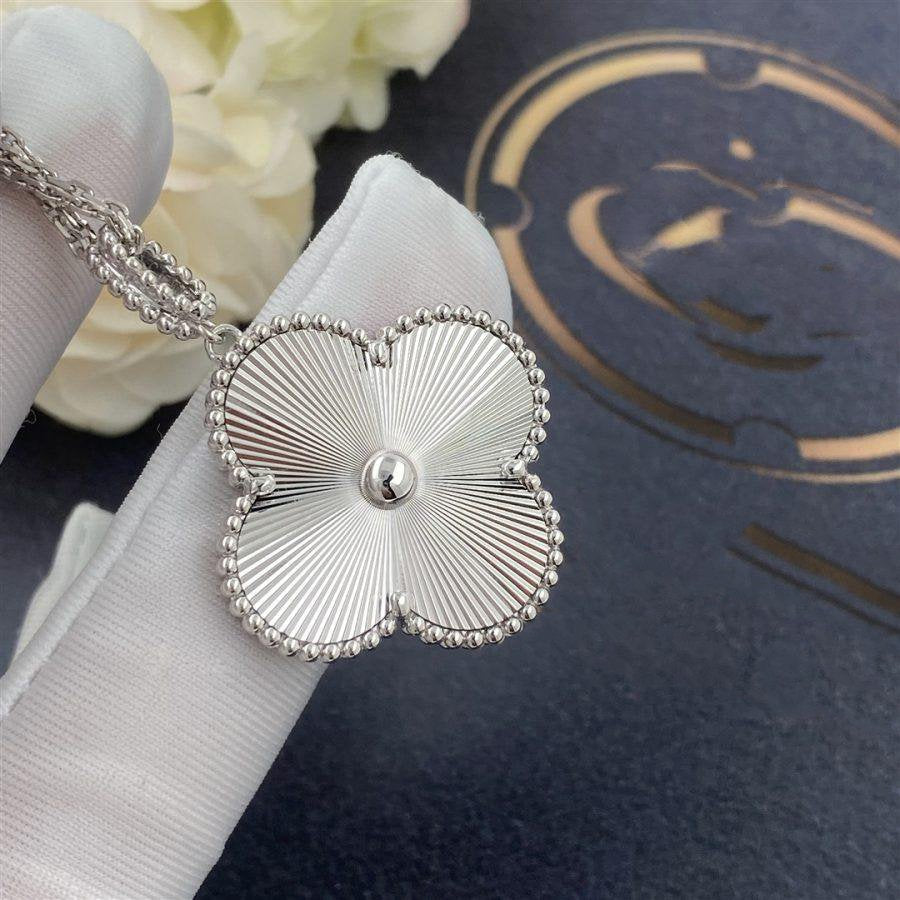[Elite]CLOVER 25MM SILVER BIG CLOVER NECKLACE