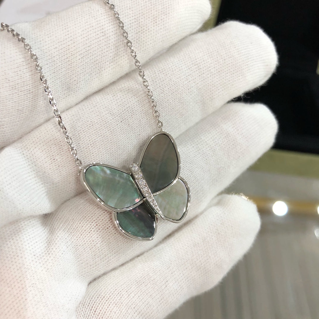 [Elite]LARGE BUTTERFLY SILVER PENDANT DIAMOND NECKLACE