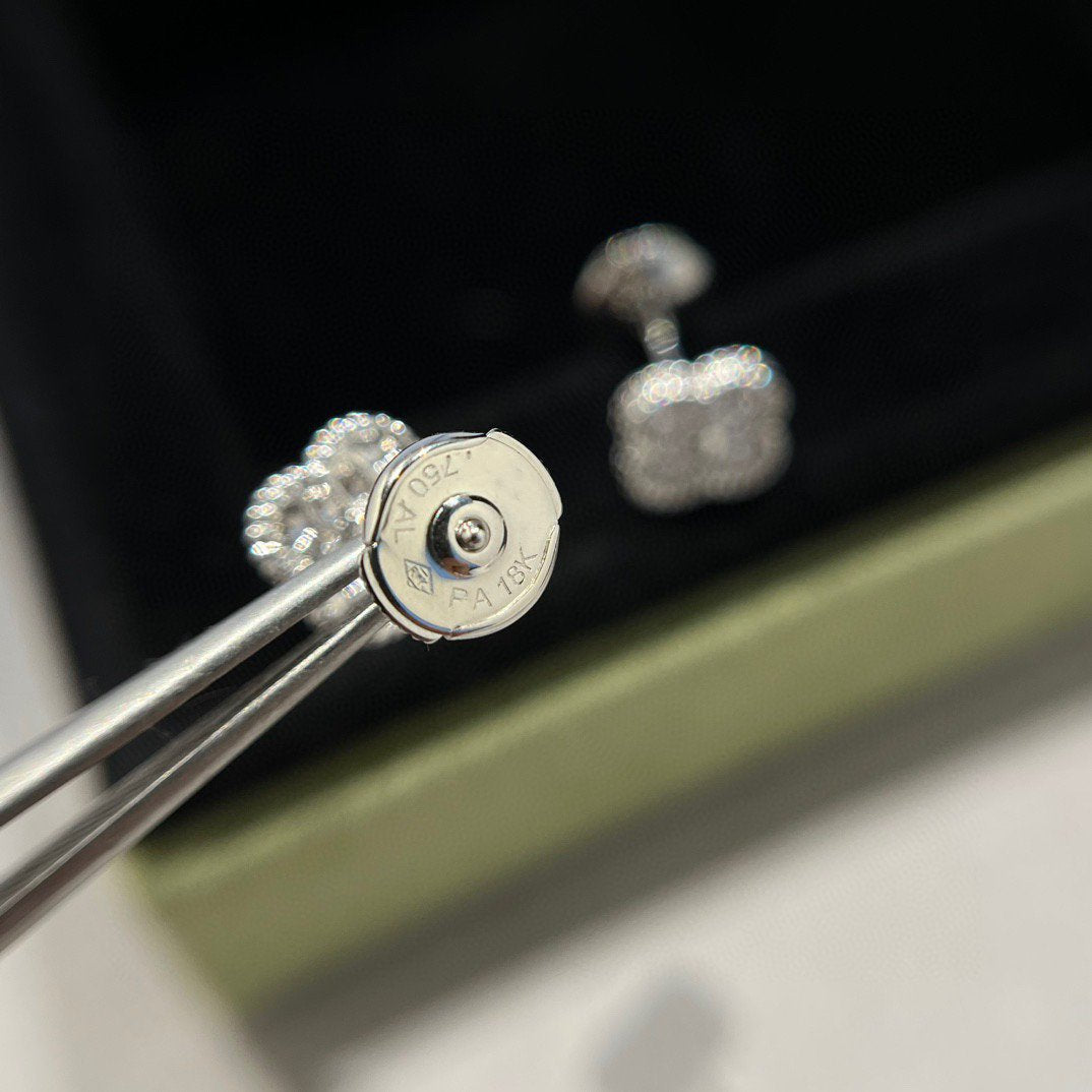 [Elite]CLOVER MINI DIAMOND STUD EARRINGS